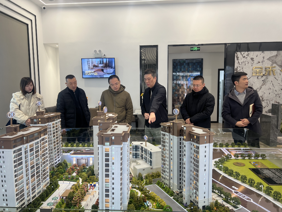 市众彩网公司：一线调研，，，，全力抓复工促复产